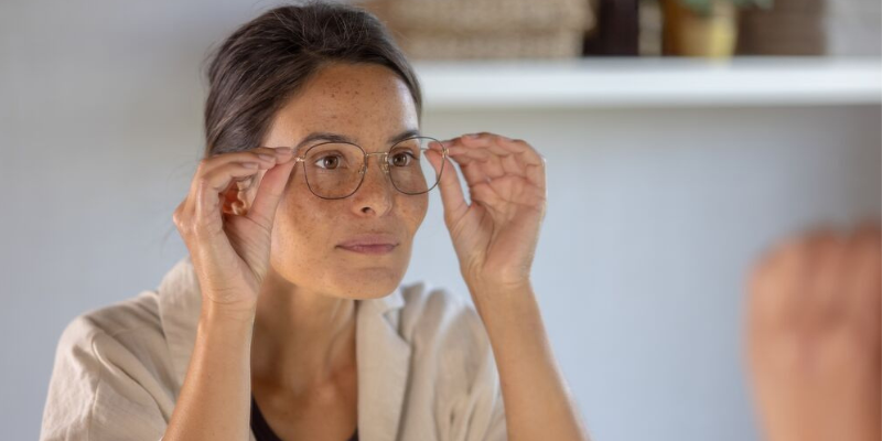 Queratocono Qu es causas tratamiento y riesgos